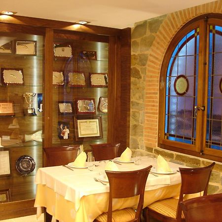 Hotel Restaurante La Peseta Асторга Екстер'єр фото