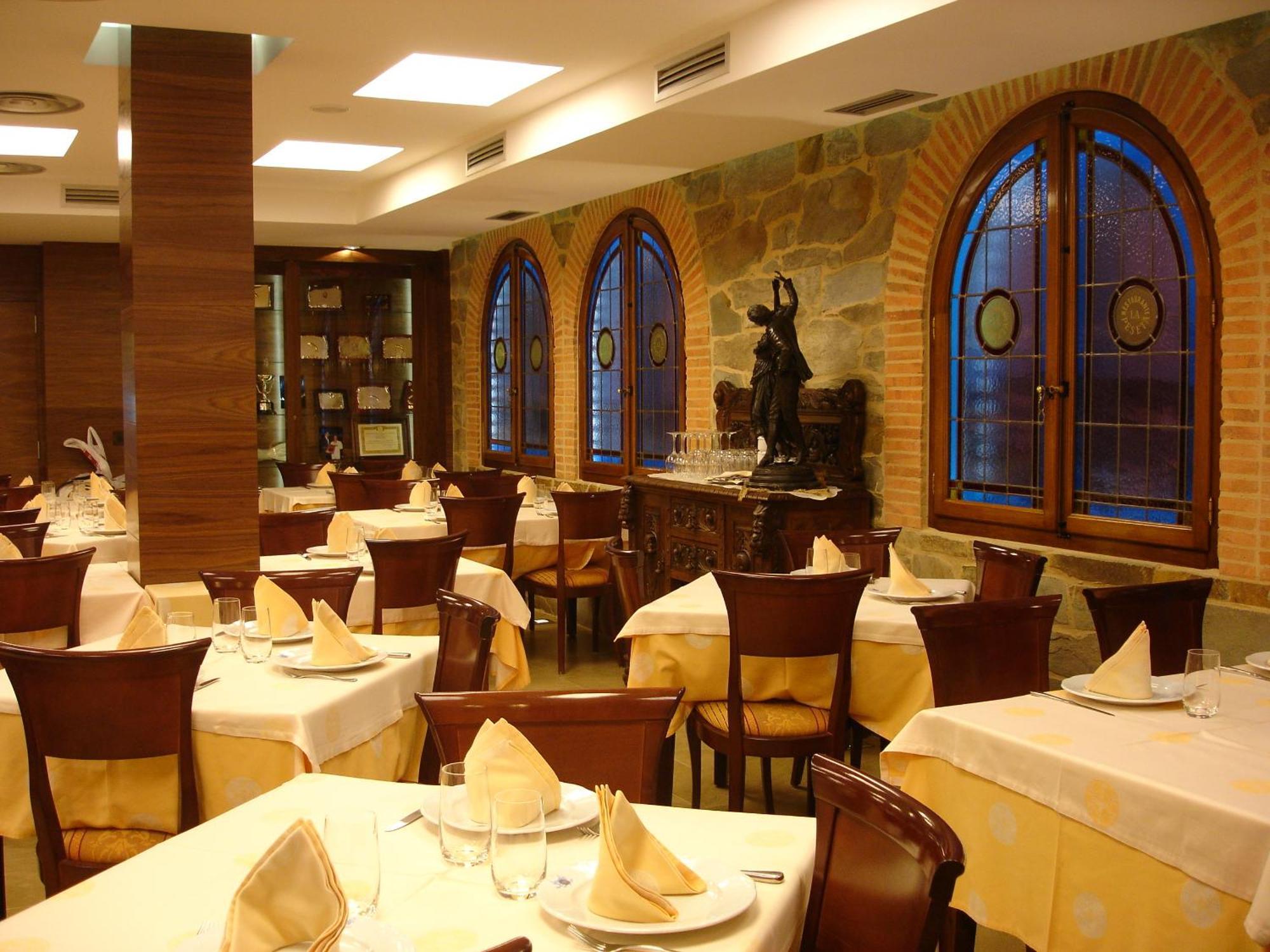 Hotel Restaurante La Peseta Асторга Екстер'єр фото